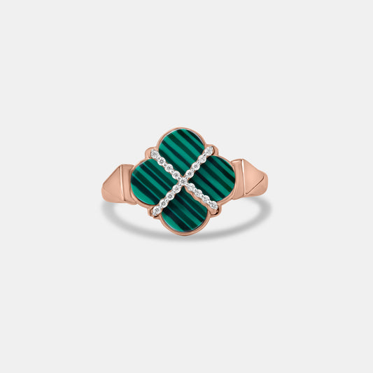 Green Crossroads dainty gold ring — minimal fine jewellery