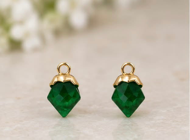 The Emerald Vertex