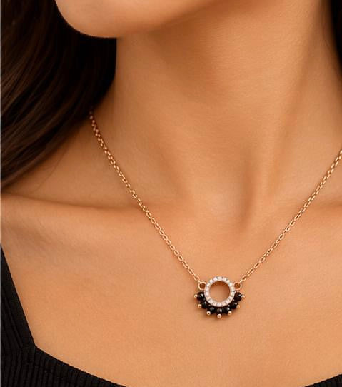 Onyx Crown Chain