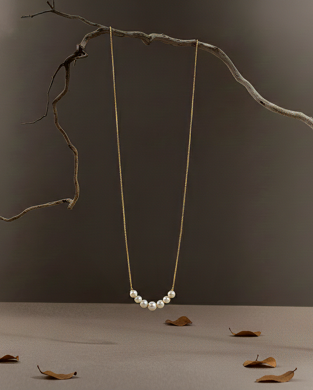 The Crescent Glow Chain