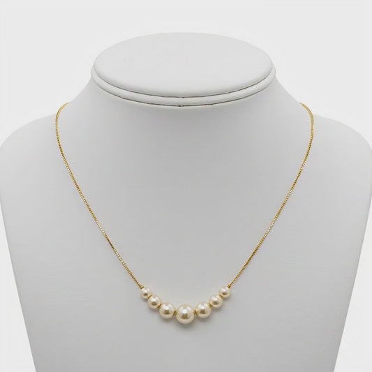 The Crescent Glow Chain